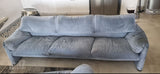 למביני עניין Cassina Maralunga