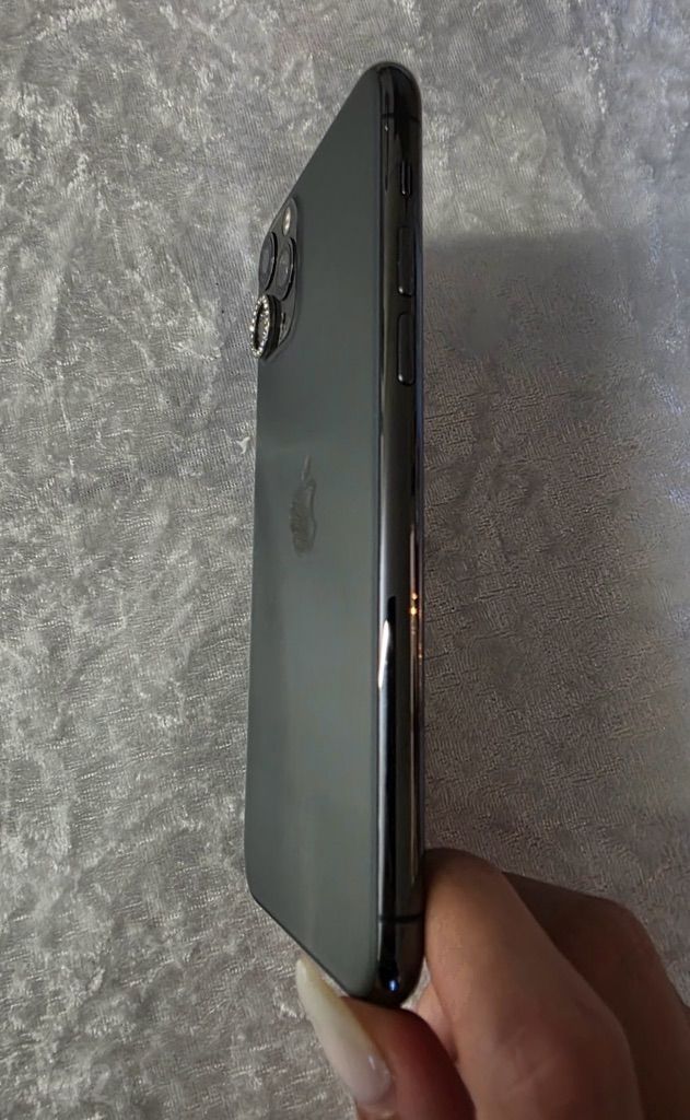 אייפון 11 pro