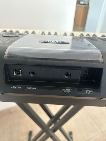 Yamaha PSR-E423