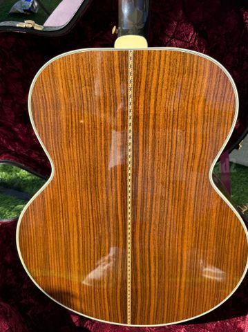 Gibson sj200 western classic