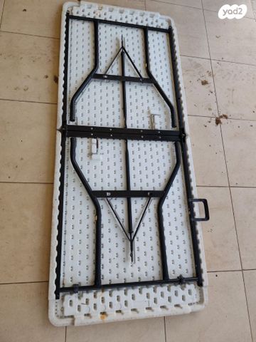 שולחן מתקפל