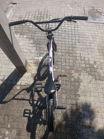 אןפני BMX HARO LEUCADIA