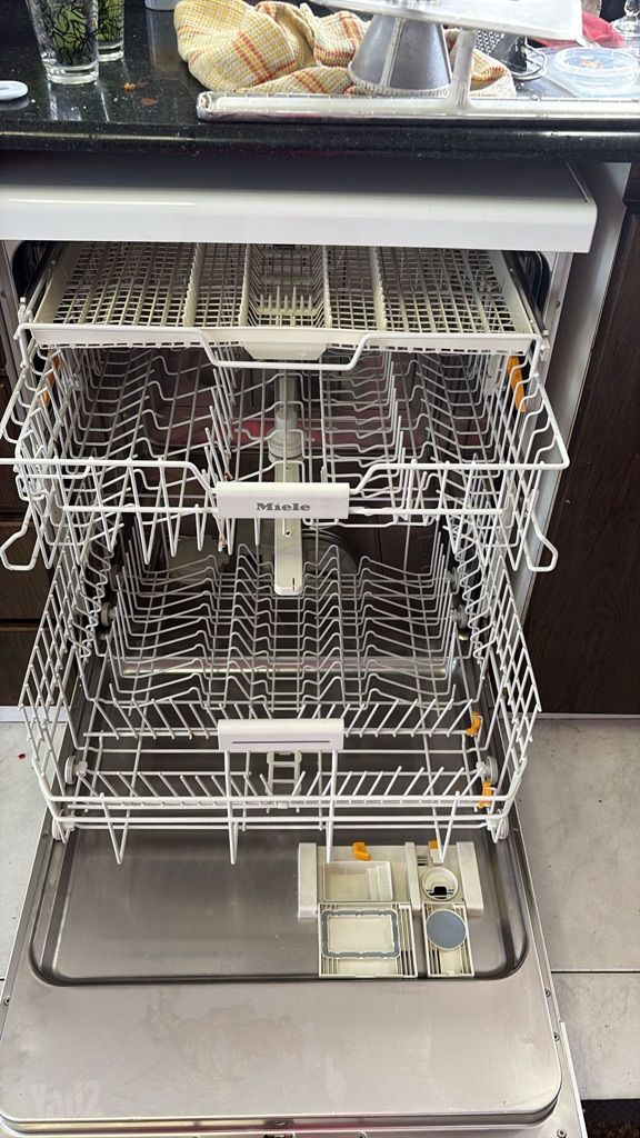 מדיח Miele G 4203 SC 