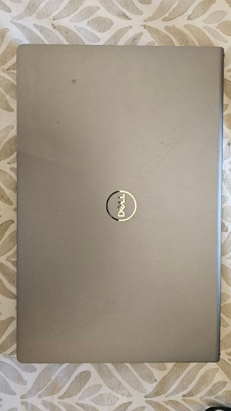 Dell vostro 3530 i7 1355u