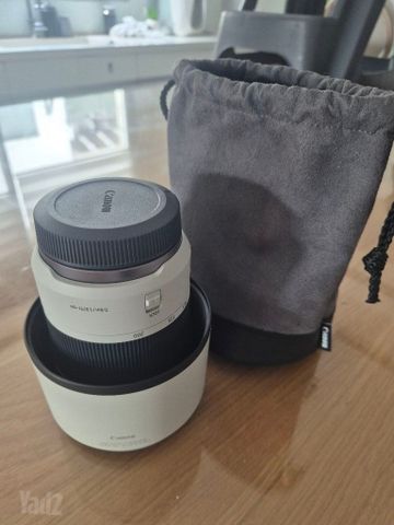 עדשת Canon RF 70–200mm F4