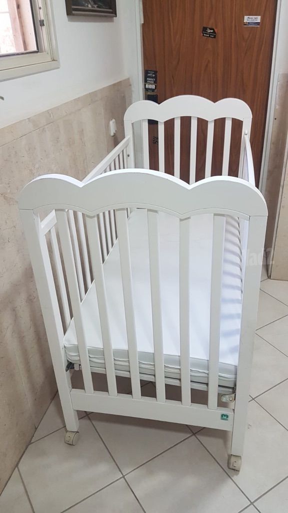 מיטת תינוק