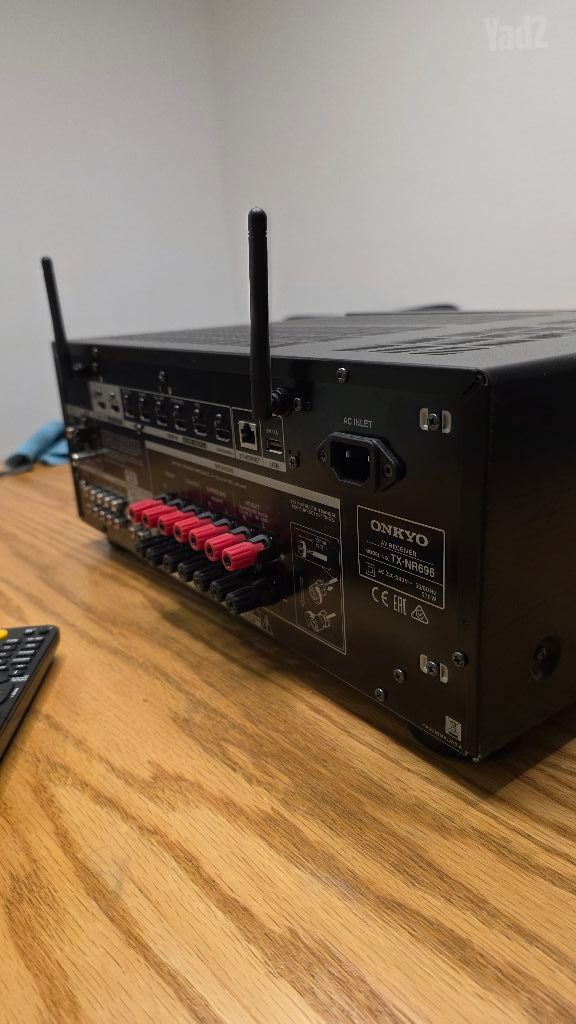 רסיבר Onkyo TX-NR696