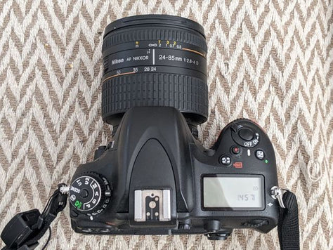Nikon D610 מקצועית