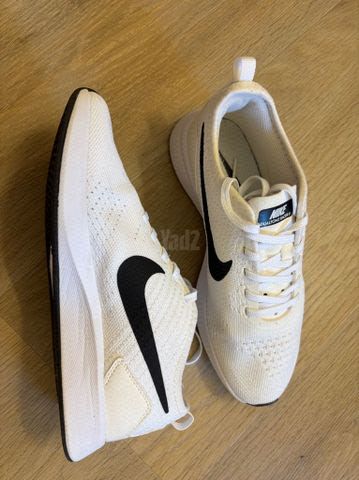 נעלי ריצה Nike