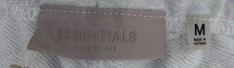 מכנסיים קצרים essentials