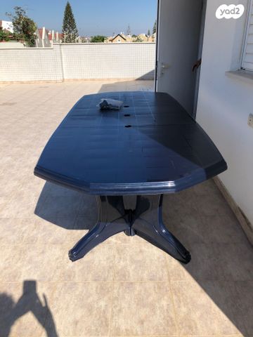 שולחן כתר פלסטיק חדש