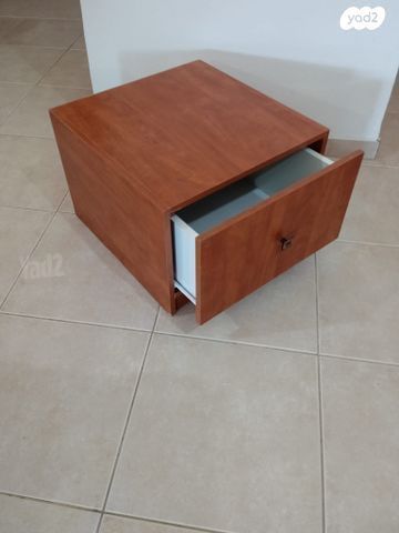 שידה מגירת אחסון 50 ש"ח