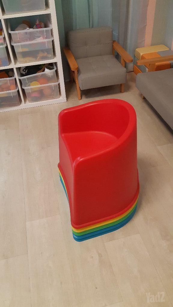 כסאות לילדים