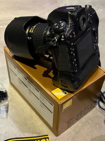 Nikon D850-11.4k clicks+lens
