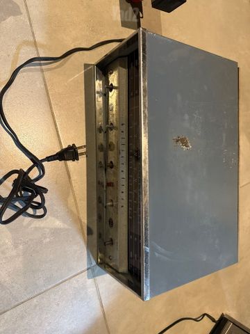 Hallicrafters S-120 רדיו עתיק