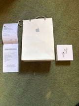 AirPods 4 ANC