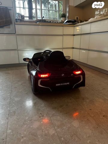 Bmv i18 coupe