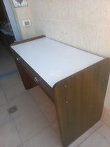 שולחן