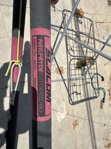 מנור לגלשן רוח