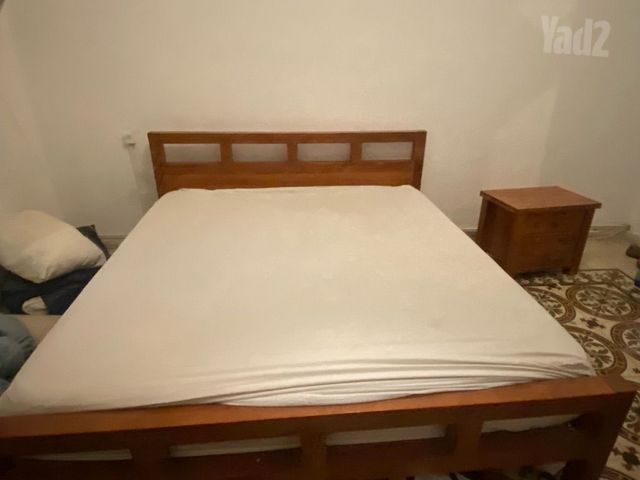 מיטה זוגית מעץ +מזרון