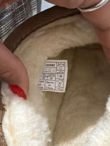 נעלי ugg
