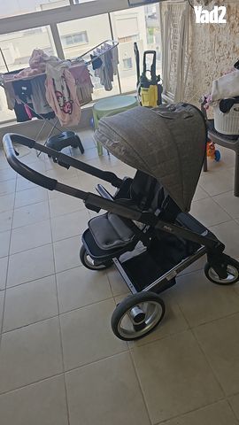 עגלת mutsy iGO לתינוק