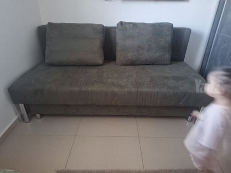 ספת ספר נפתחת