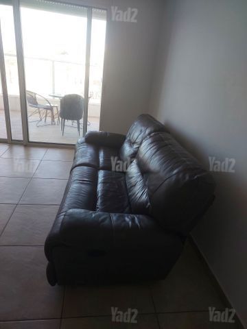 סלון עם ריקלינרים