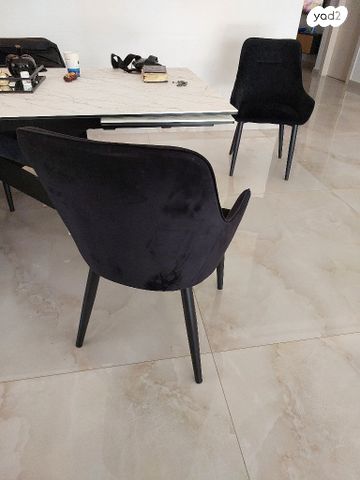כסאות