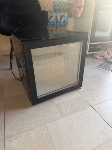 מיני בר קטן