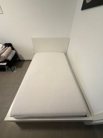 מיטה Ikea