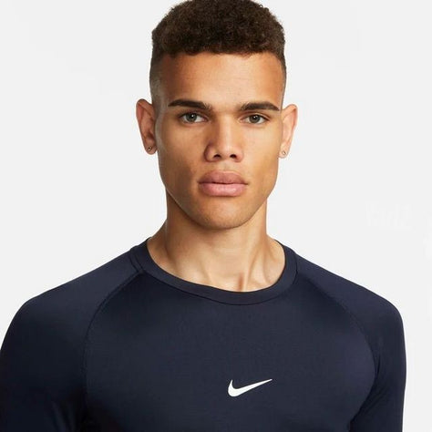 חולצת dry fit nike