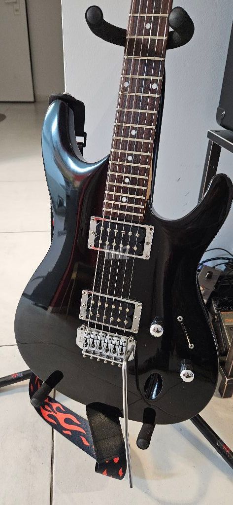 Ibanez SA120 קוריאנית 2006