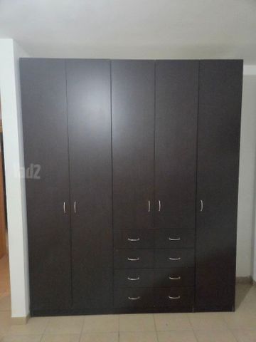 ארון בגדים