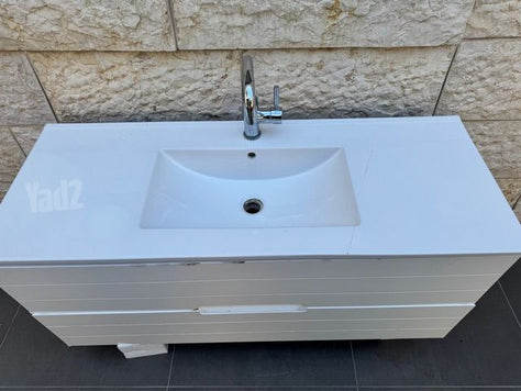ארון אמבטיה