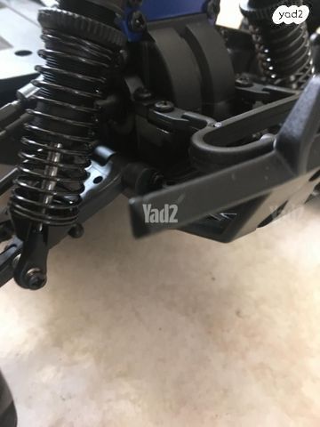 מכונית על שלט 4×4