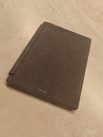 Microsoft surface pro 8