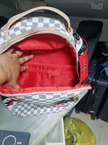 תיק sprayground