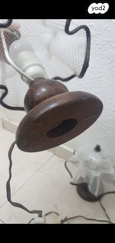 2מנורות הייל כחדש יחד ב50שקל.