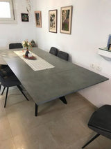 שולחן אוכל