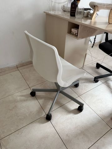 כסא עבודה
