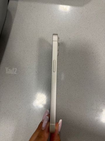 אייפון 13 iPhone