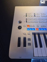 טיירוס 4  Yamaha Tyros 4