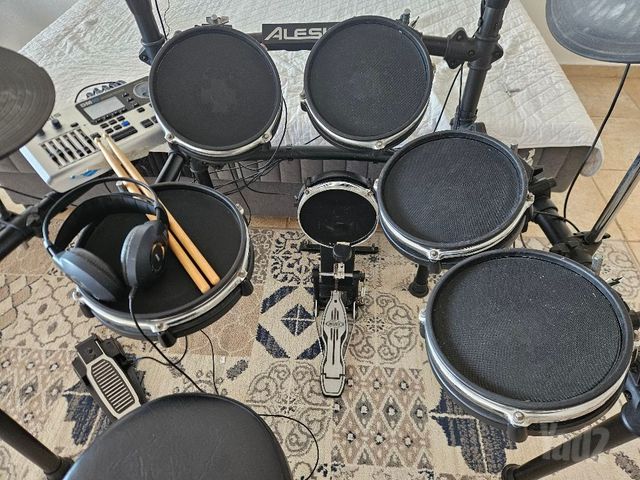 מערכת תופים Alesis dm10