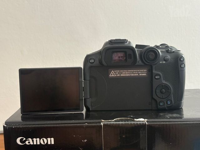 מצלמה קנון Canon EOS R7