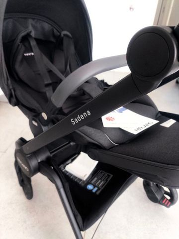 עגלת תינוק recaro