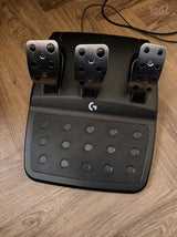 הגה מרוצים Logitech G923