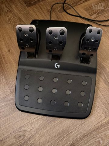 הגה מרוצים Logitech G923