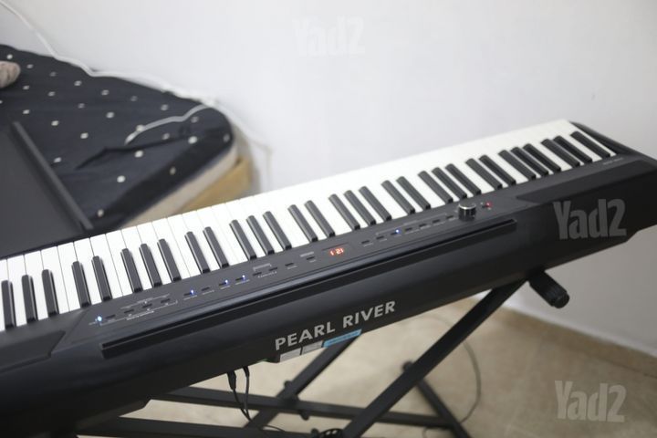 פסנתר חשמלי Pearl River P200