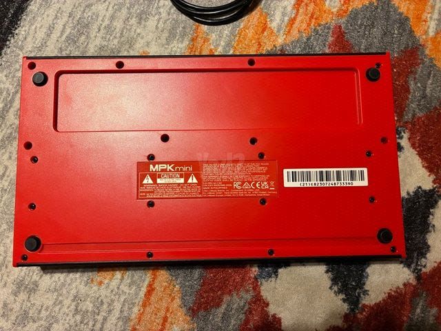 מקלדת שליטה Akai MPK Mini MK3